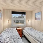 2 Bedroom Awesome In